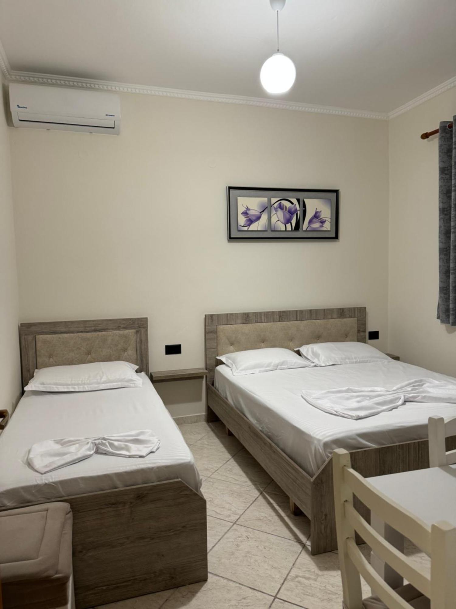 Vila Eljus Durrës Extérieur photo