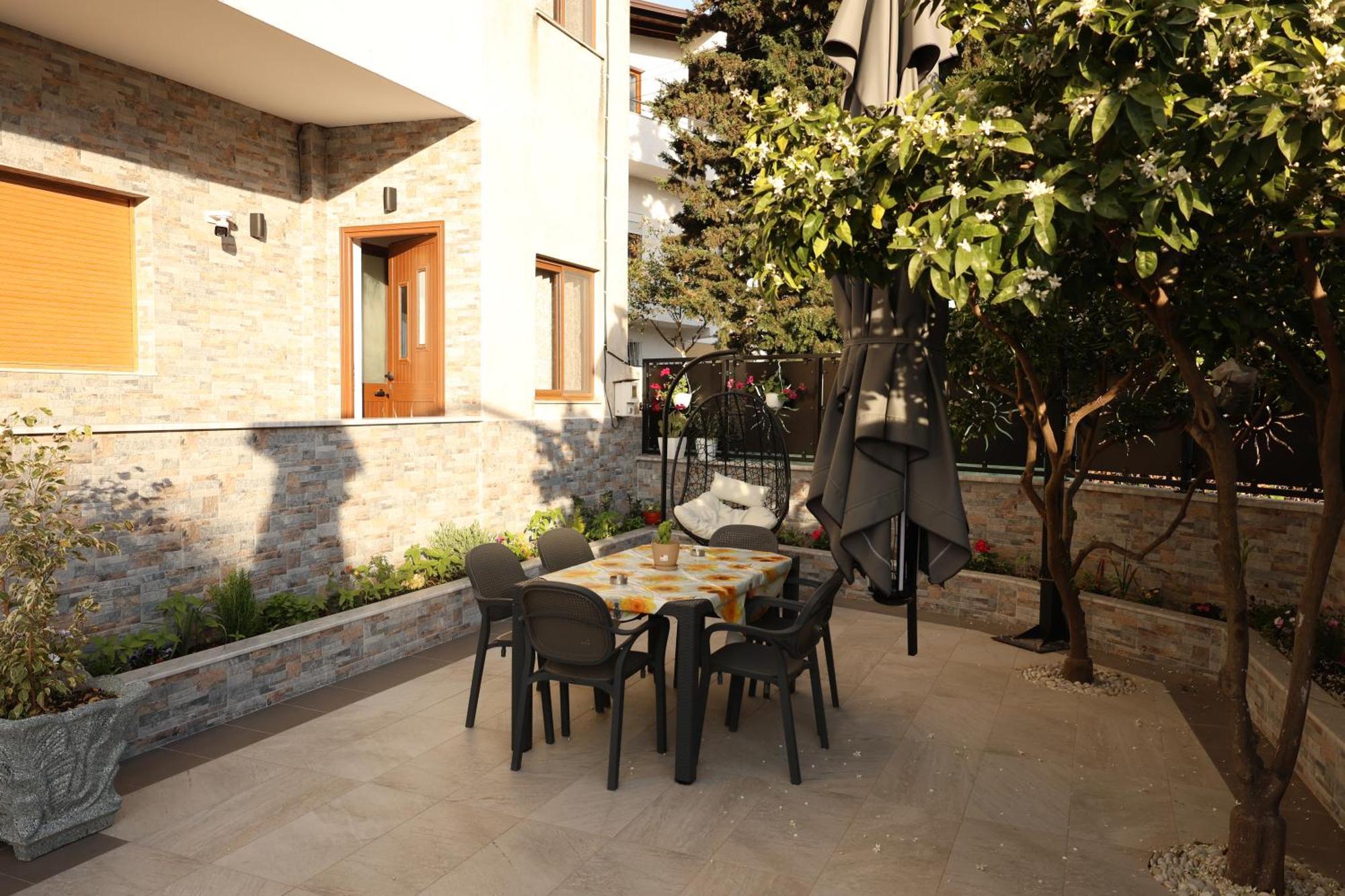 Vila Eljus Durrës Extérieur photo