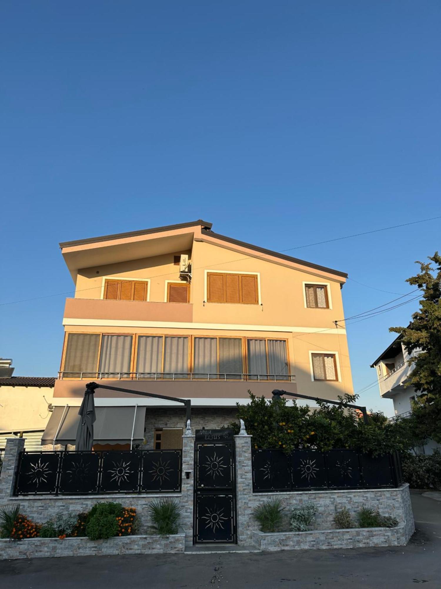 Vila Eljus Durrës Extérieur photo